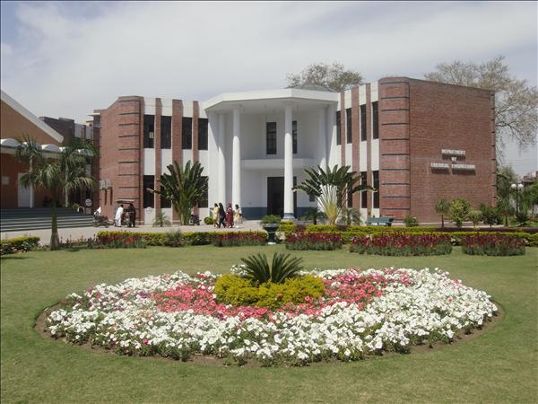 University of Engineering & Technology Lahore CSS – 2013 