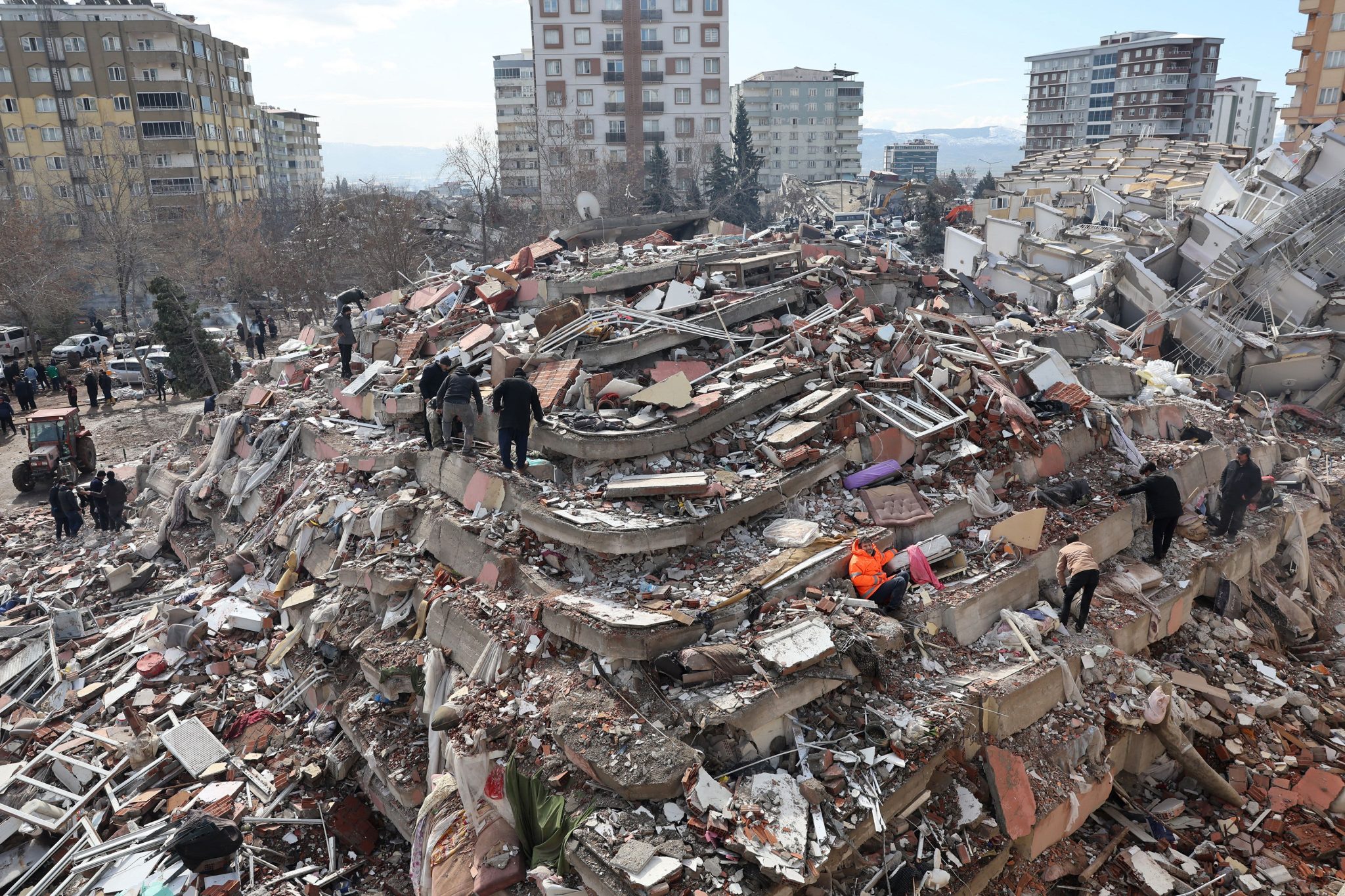 Earthquake In Pakistan Essay earthquake-in-pakistan-essay